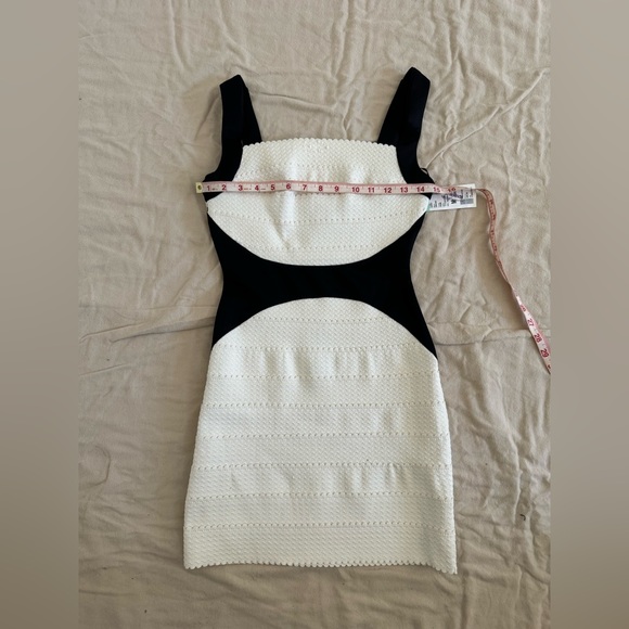 Papaya bodycon mini dress , size M - Picture 4 of 5